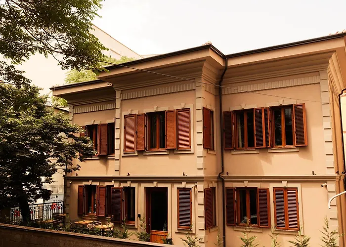 Faces & Places Boutique Hotel