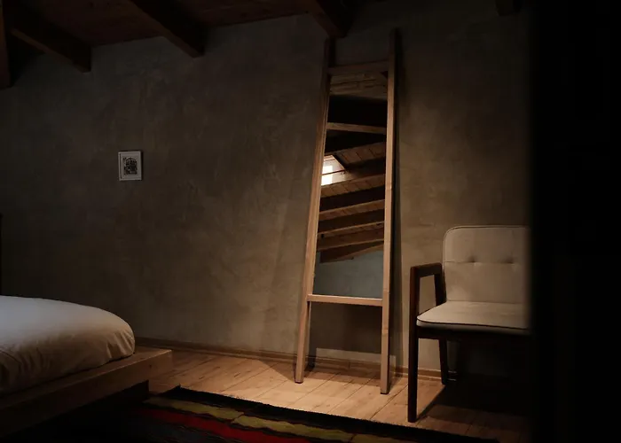 Faces & Places Boutique Hotel