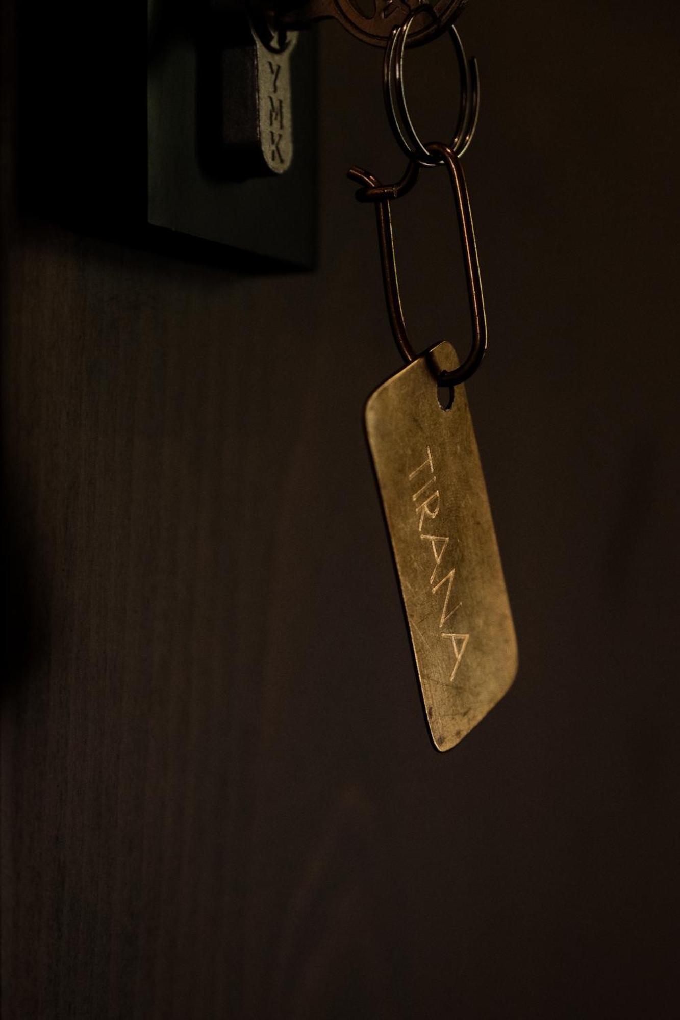 Faces & Places Boutique 4* Тирана